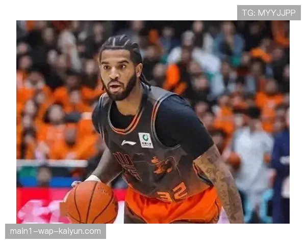 山东高速内线轮换陷入困境 克里斯缺阵影响战术平衡 山东高速内线轮换陷入困境 克里斯缺阵影响战术平衡